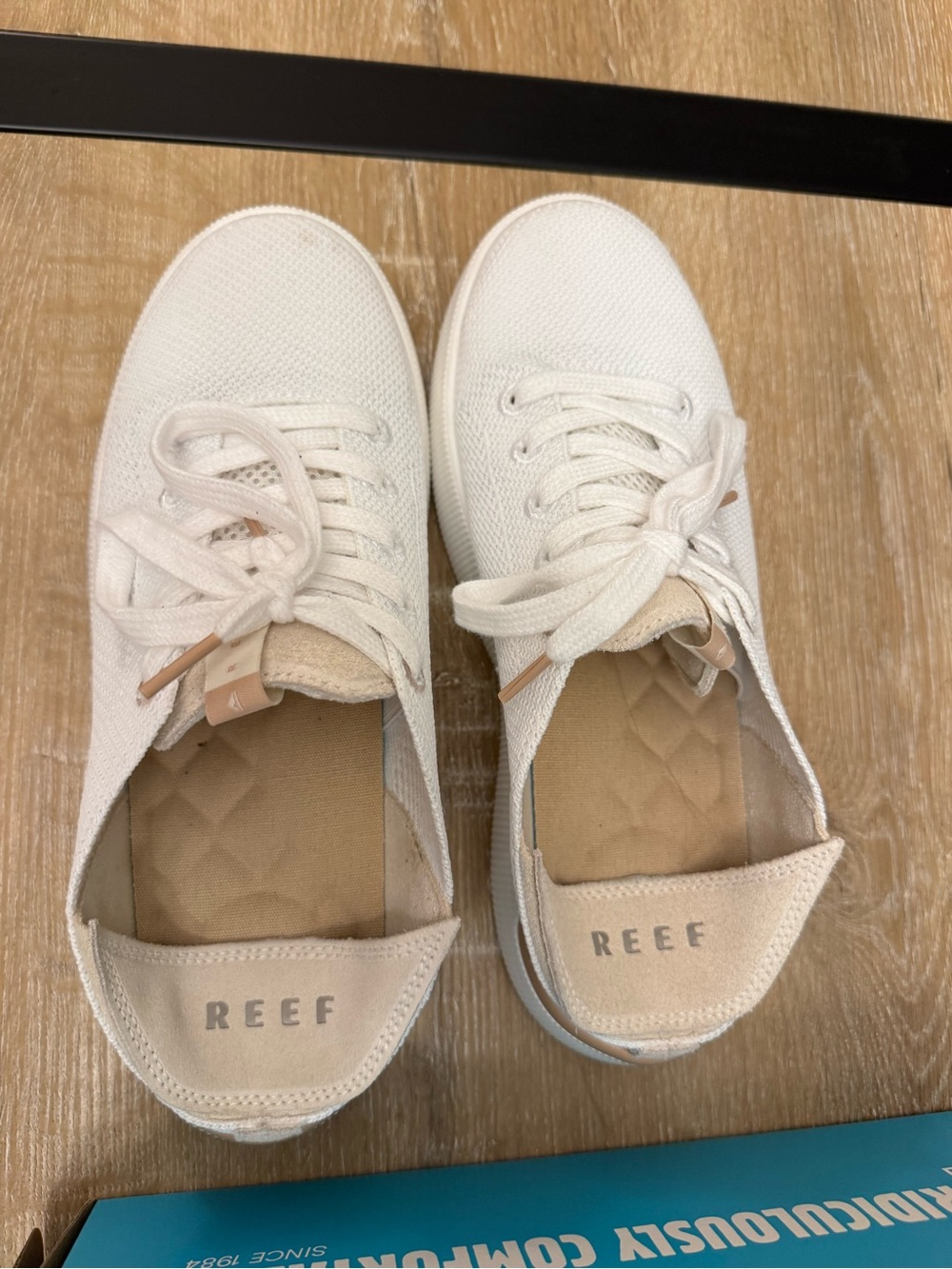 Reef Women's White Knit Sneaker with Tan Accents - Picture 4 of 6